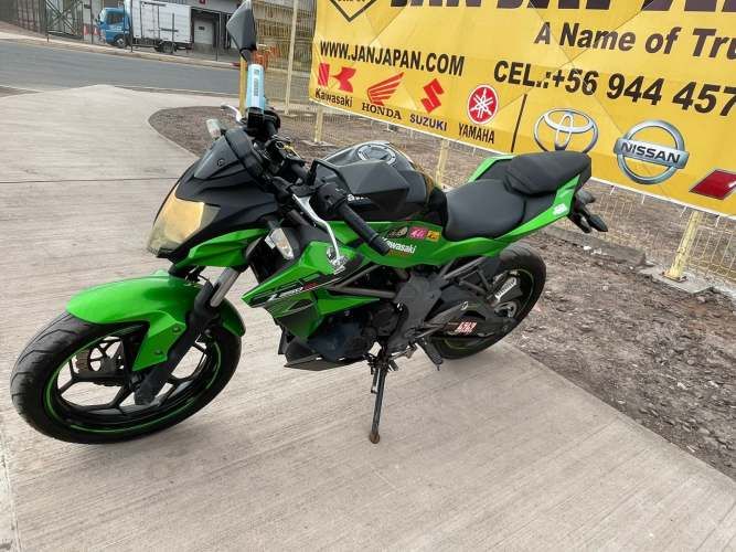KAWASAKI Z250SL