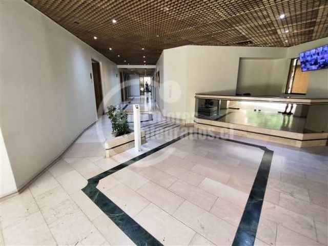 OFICINA Oficina en Venta El Golf Málaga Metro Alcántara Apoquindo