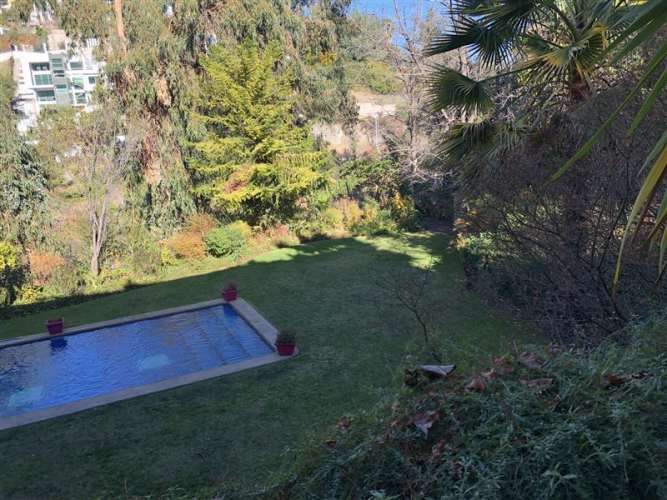 CASA Avda. Quinchamalí / Las condes