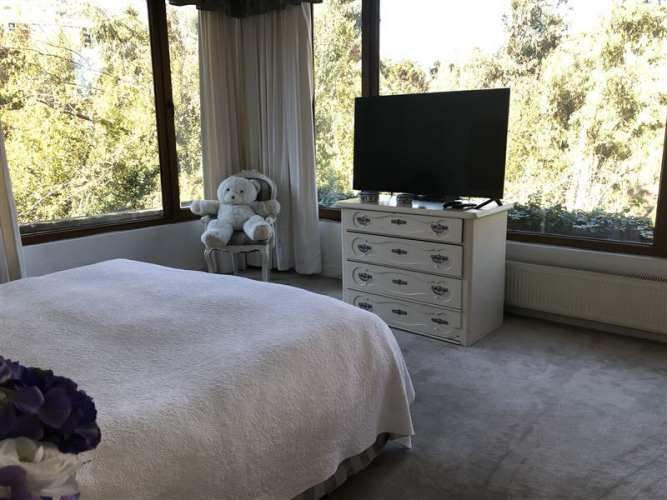 CASA Avda. Quinchamalí / Las condes