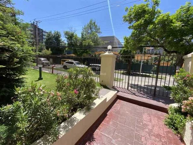 DEPARTAMENTO Orquideas/Ramon Sotomayor