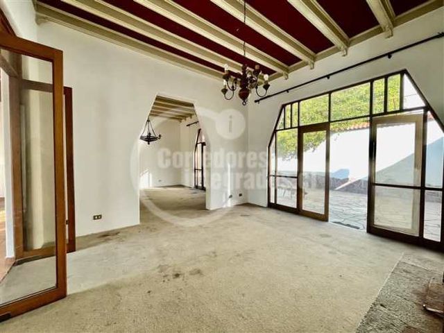 CASA Diagonal Oriente / Antonio Varas