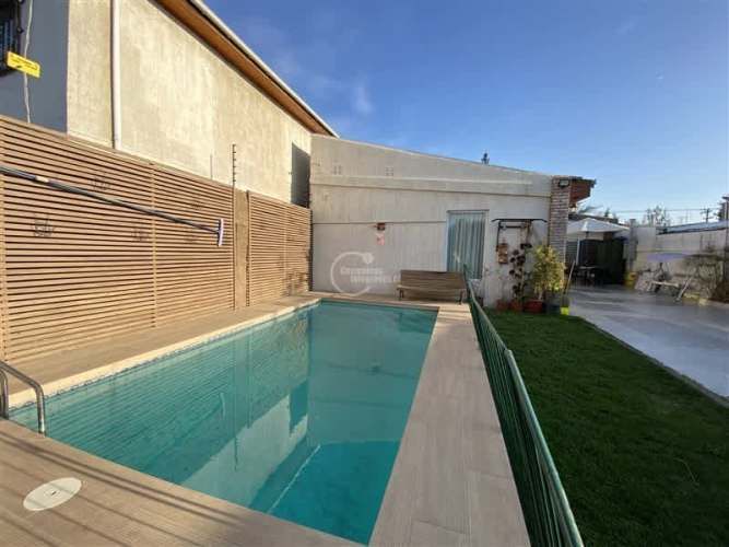 CASA Las dalias/ Av. Goycolea