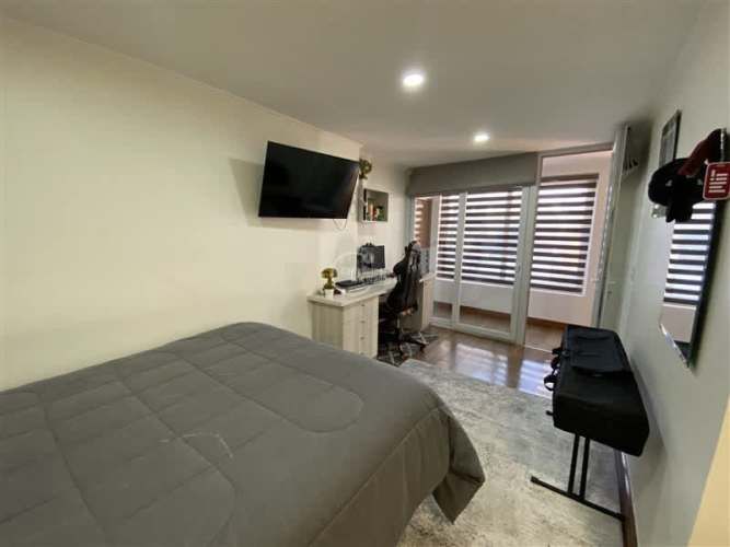 CASA Las dalias/ Av. Goycolea