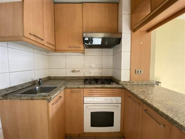 DEPARTAMENTO Av. España con Salvador Sanfuentes