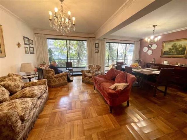 DEPARTAMENTO Holanda / Metro Tobalaba