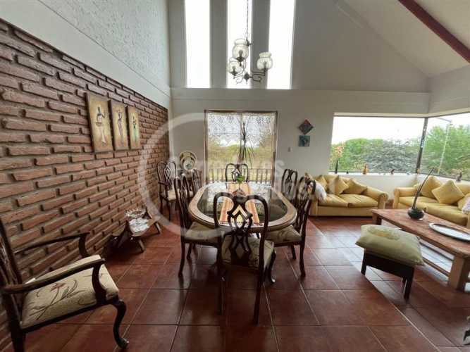 CASA FUNDO EL QUINTRAL