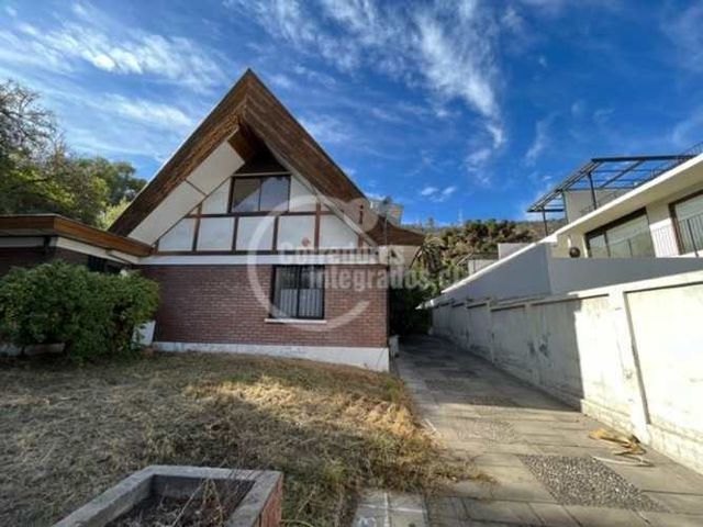 CASA Cardenal Newman Av. Las Condes