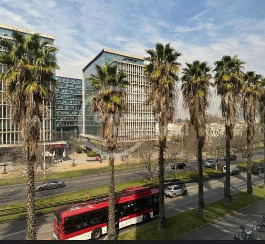 OFICINA Las Condes con San Damian