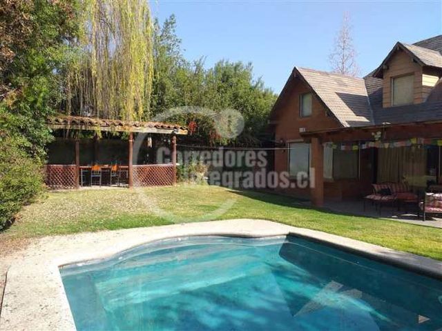 CASA LOS PRESIDENTES / ALVARO CASANOVA.- M.L.A