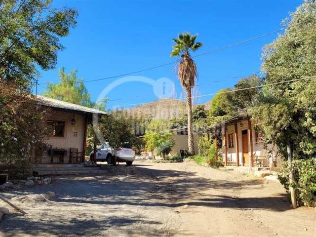 PARCELA Pedregal de Rapel