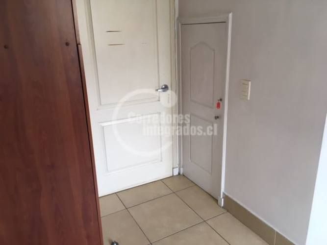 CASA SAN CARLOS DE APOQUINDO / U. DE LOS ANDES