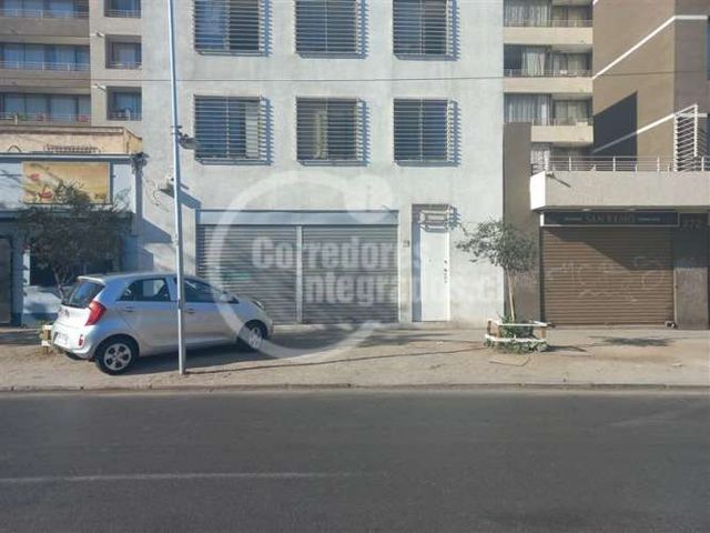 LOCAL COMERCIAL Av. Portugal / Coquimbo TT