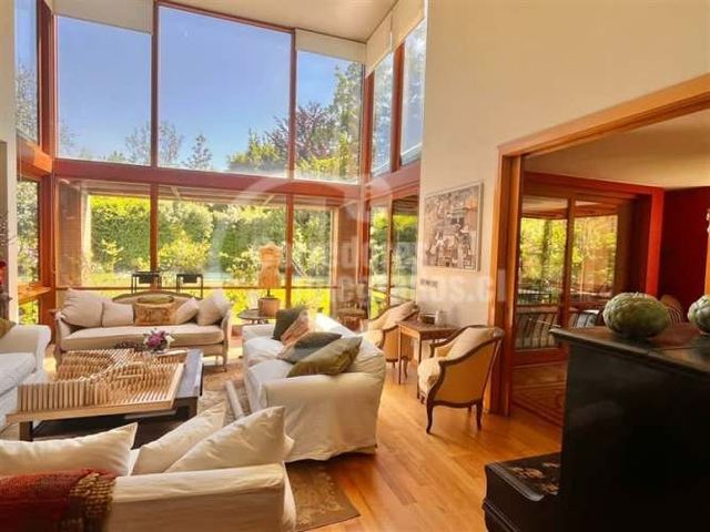 CASA Los Monjes / Golf de Manquehue