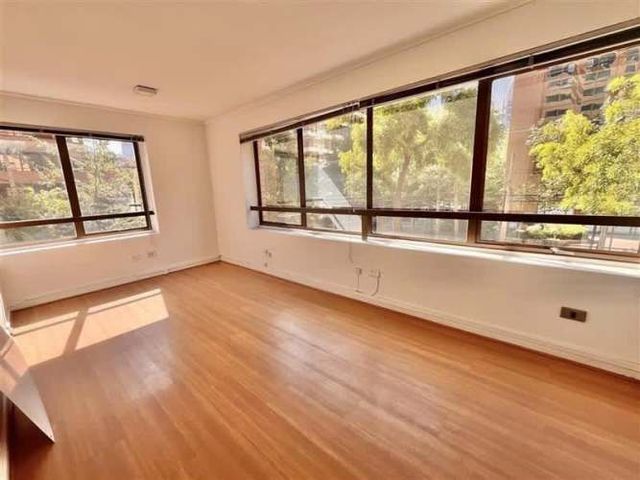 OFICINA Napoleón / Hendaya