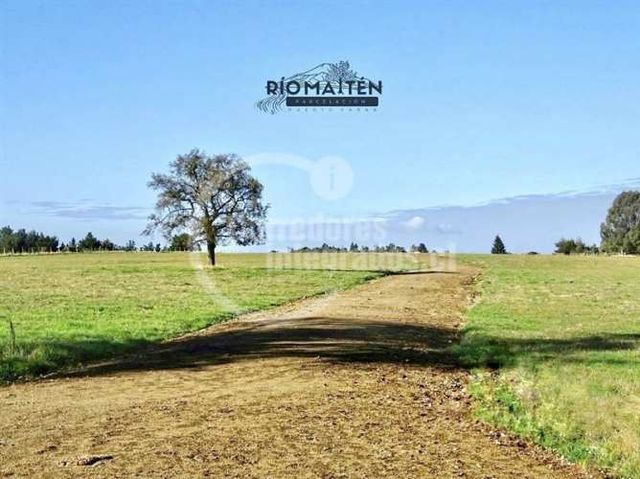 PARCELA Km 13,2 ruta v-50