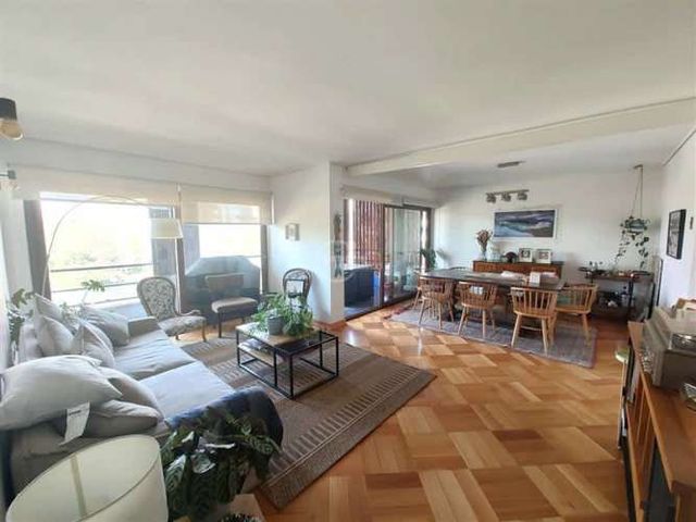 DEPARTAMENTO Vespucio / Riesco