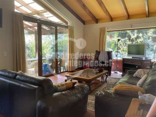 CASA Camino del Maillin / Camino del Sol