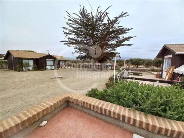 CASA El Bonito / Costanera DN