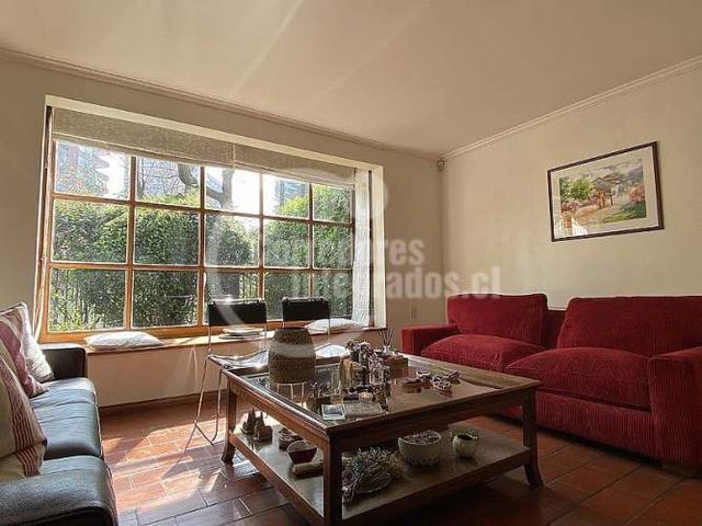 CASA ALEJANDRO SERANI SUR // LA LLAVERÍA