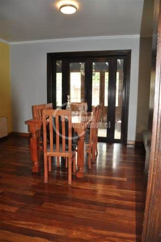 CASA Francisco Villagra / Paula Jaraquemada