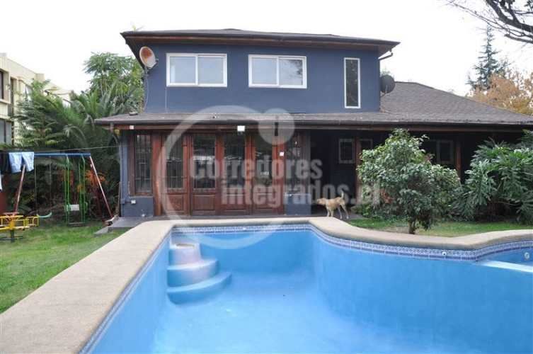 CASA Francisco Villagra / Paula Jaraquemada