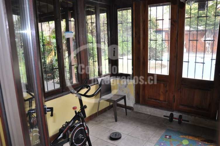 CASA Francisco Villagra / Paula Jaraquemada