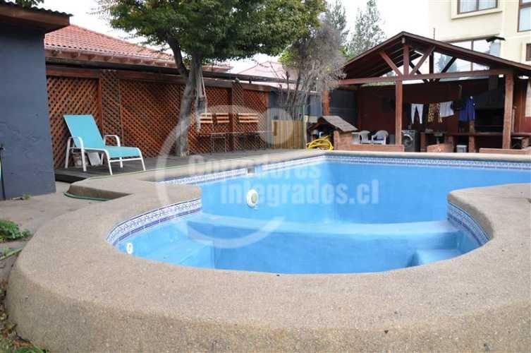 CASA Francisco Villagra / Paula Jaraquemada