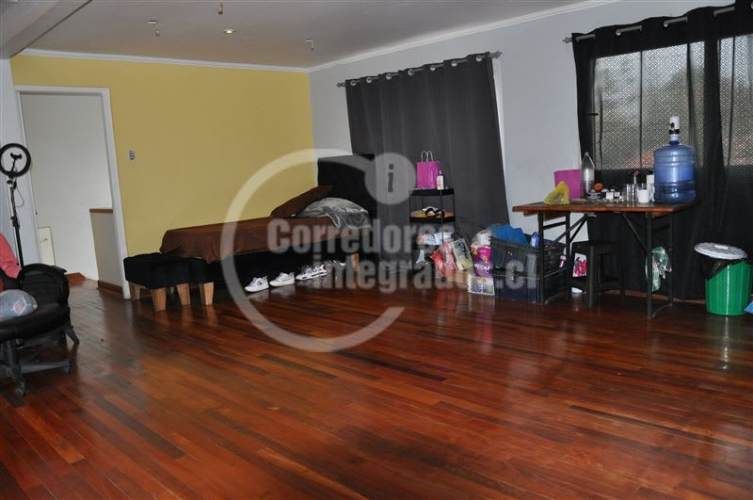 CASA Francisco Villagra / Paula Jaraquemada