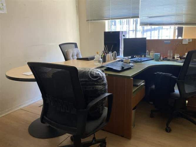 CASA Avda. Las Condes / Charles Hamilton