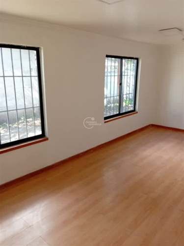 CASA Avda. Las Condes / Charles Hamilton