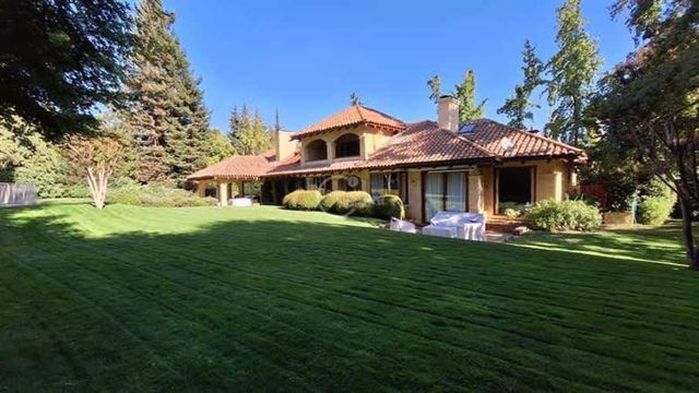 CASA Bernardo Larraín Cotapos