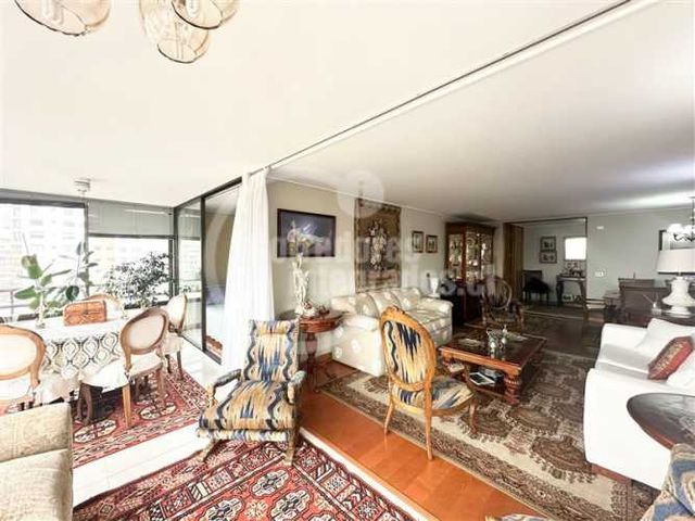 DEPARTAMENTO Dpto en Venta 3D 2B Málaga / Avda Cristobal Colón