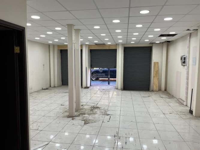 LOCAL COMERCIAL PLAZA DE ARMAS PPW