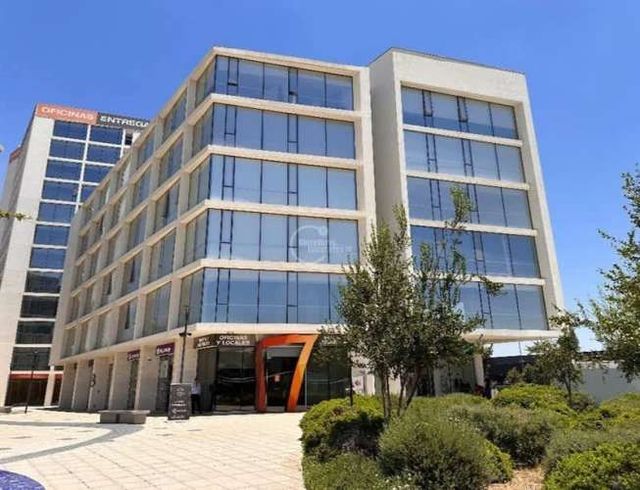 OFICINA Puertas de Chicureo