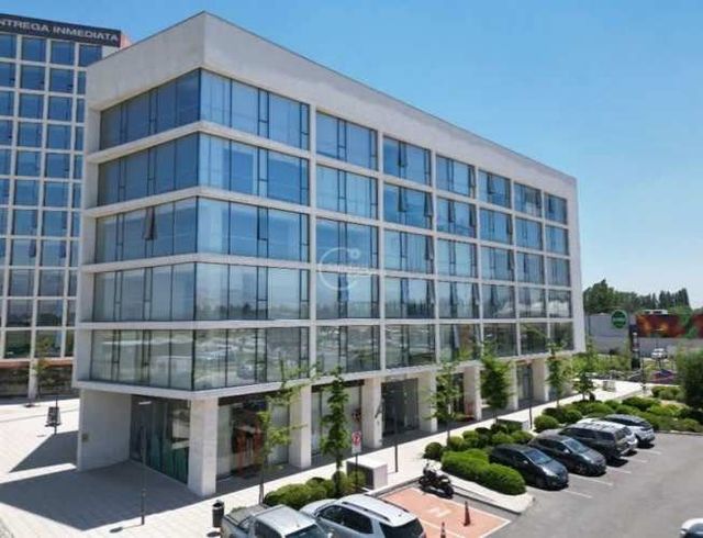 OFICINA Puertas de Chicureo