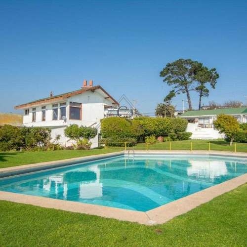 VENTA de casa con vista al mar  (128170)