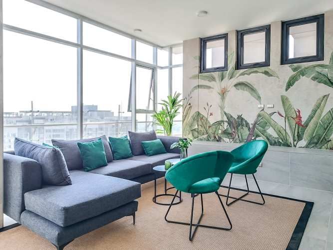 Av. María Rozas Velá (1 Est /1 Bod) [2744-1]