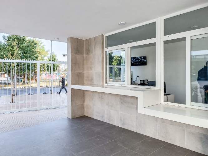 Av. María Rozas Velá (1 Est /1 Bod) [2744-1]