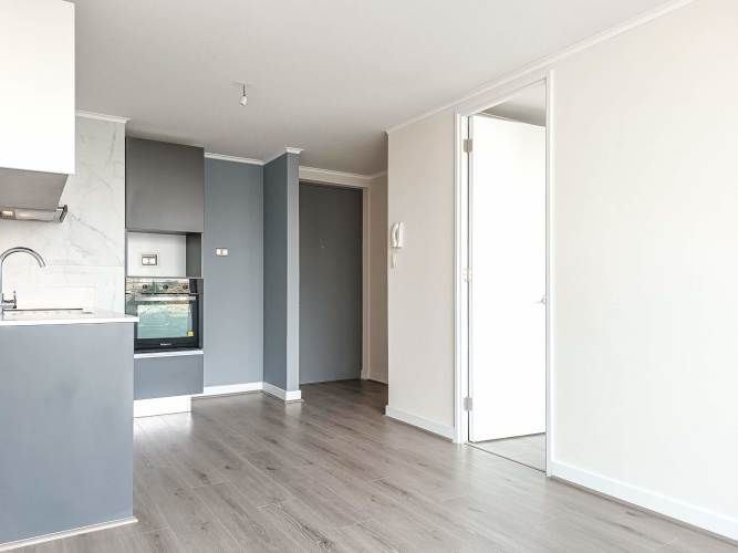 Av. María Rozas Velá (1 Est /1 Bod) [2744-1]