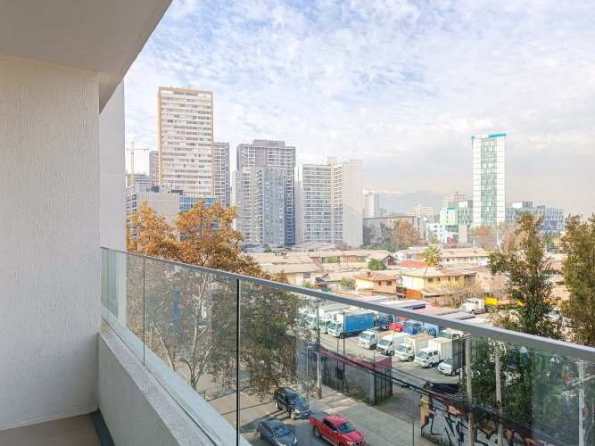 Av. María Rozas Velá (1 Est /1 Bod) [2744-1]