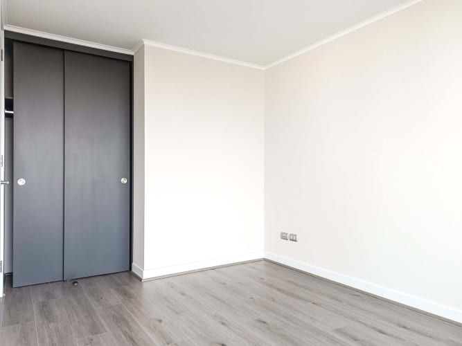 Av. María Rozas Velá (1 Est /1 Bod) [2744-1]