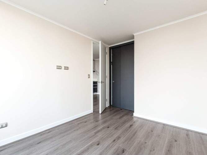 Av. María Rozas Velá (1 Est /1 Bod) [2744-1]