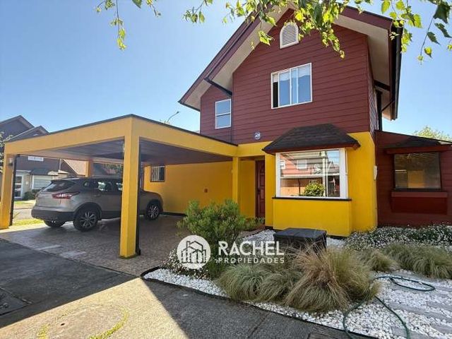 SE VENDE HERMOSA CASA ESQUINA EN SECTOR LOS CONQUISTADORES