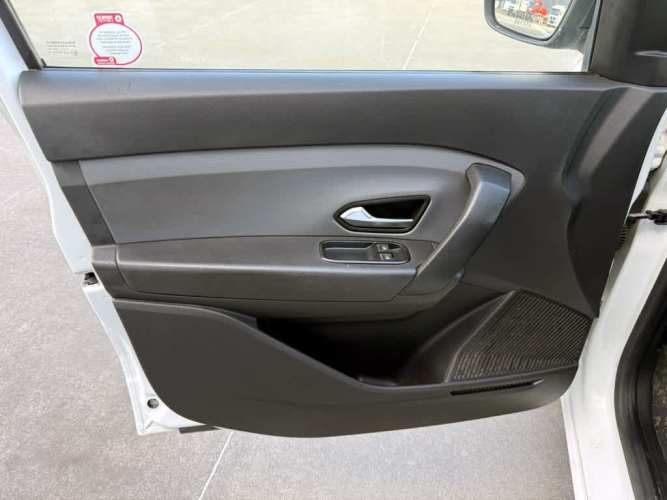 RENAULT EXPRESS 2022