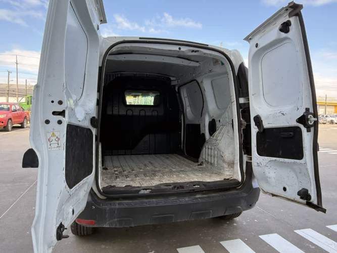 RENAULT EXPRESS 2022