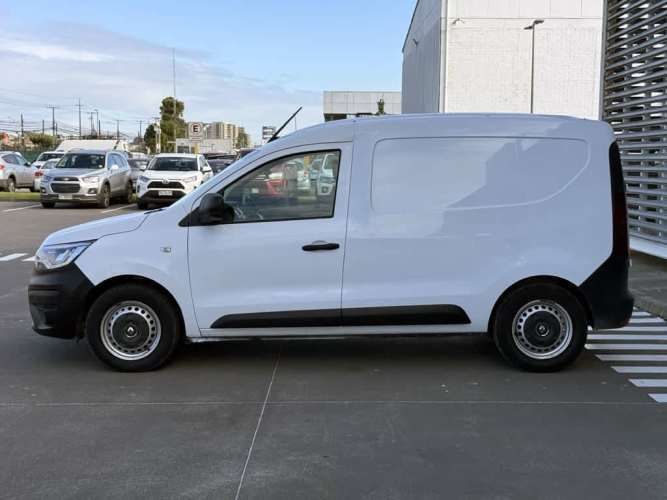 RENAULT EXPRESS 2022