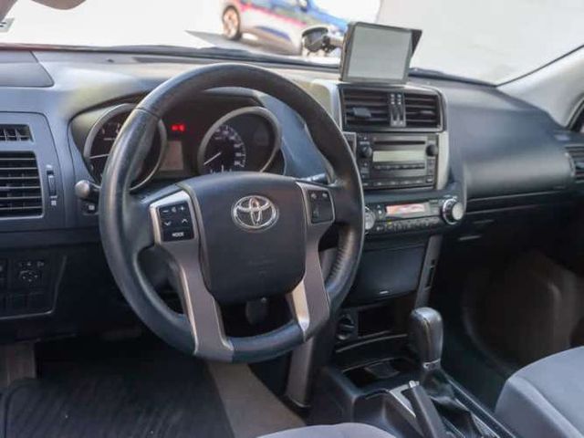 Toyota Land Cruiser Prado 2.7 2012