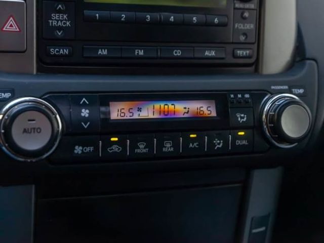 Toyota Land Cruiser Prado 2.7 2012