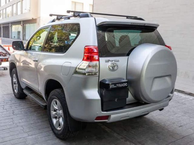 Toyota Land Cruiser Prado 2.7 2012